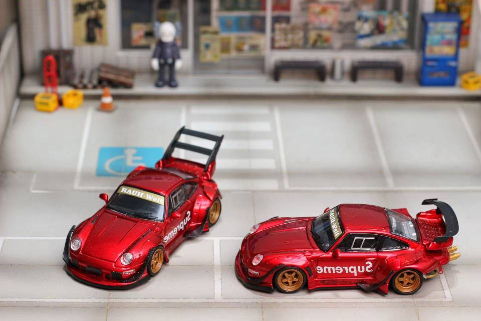 نموذج سيارة بورش 911 RWB 993 م - مراجعة Die Cast Car 1 64 وسعره